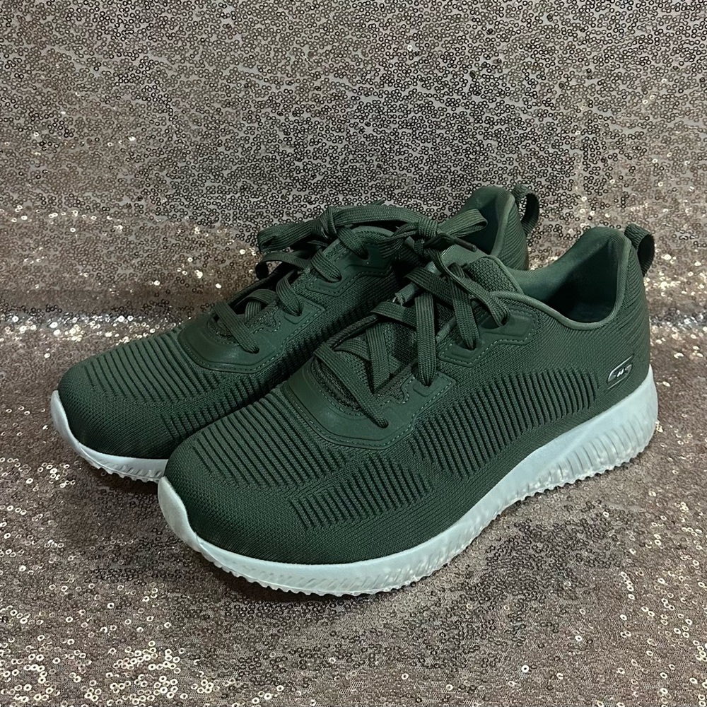 Skechers BOBS NEW Olive Lace Up Sneakers 9 Green Walking Work Memory Foam